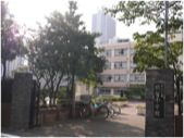 朋友小学校